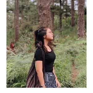 Meet your Posher, Lira mae